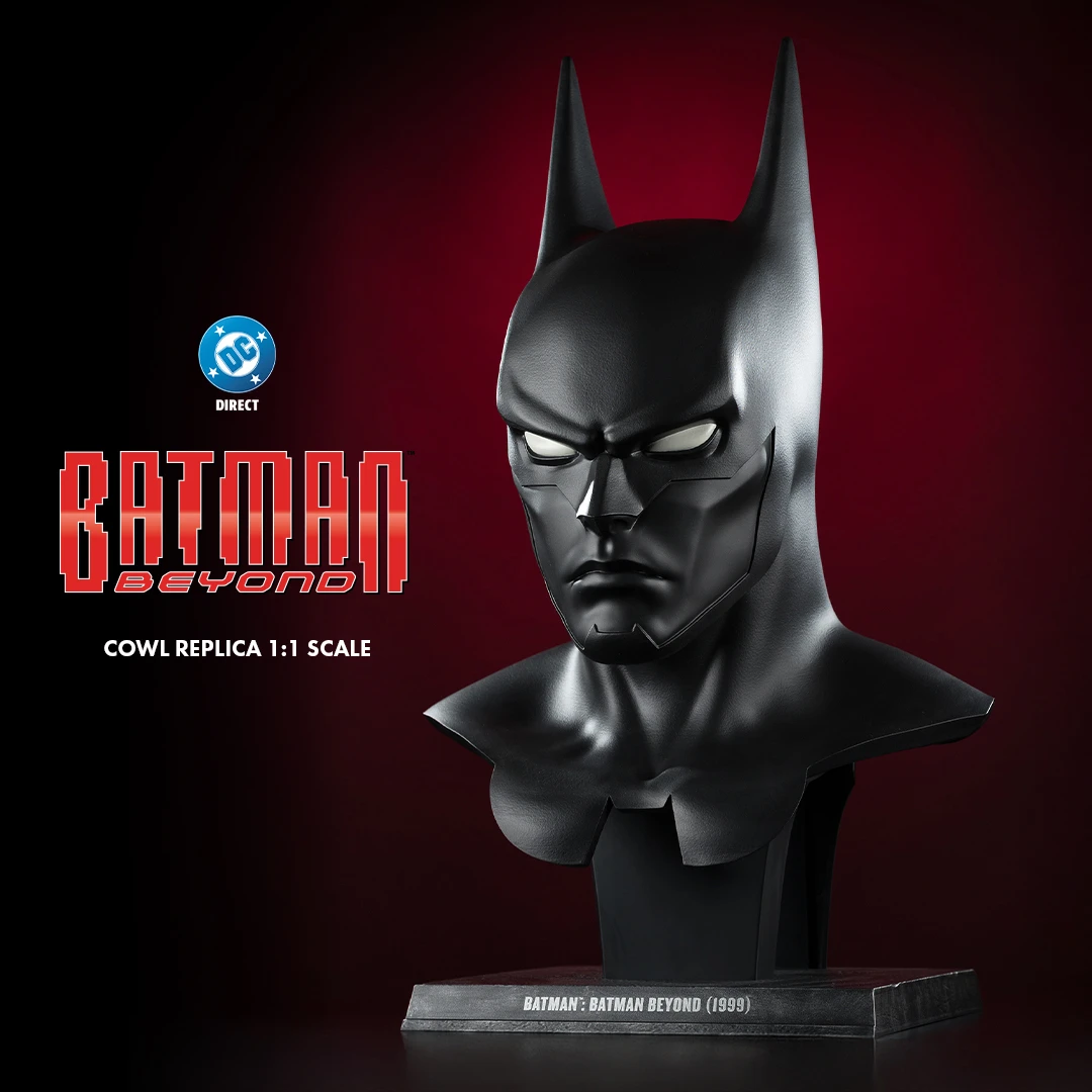 NEW DC Direct Batman Beyond 1:1 Scale Cowl Replica!
