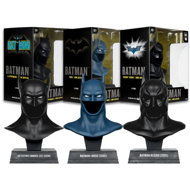 Amazon.com: NECA Batman Begins: Batman Bale Action Figure (1