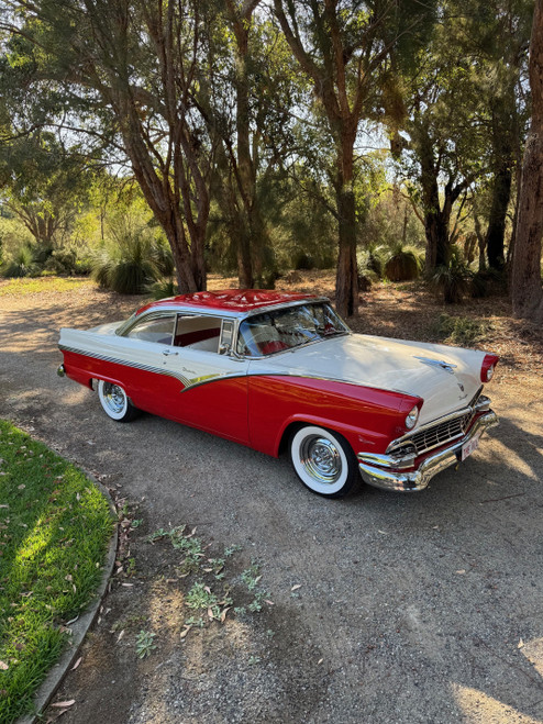 Ford Victoria