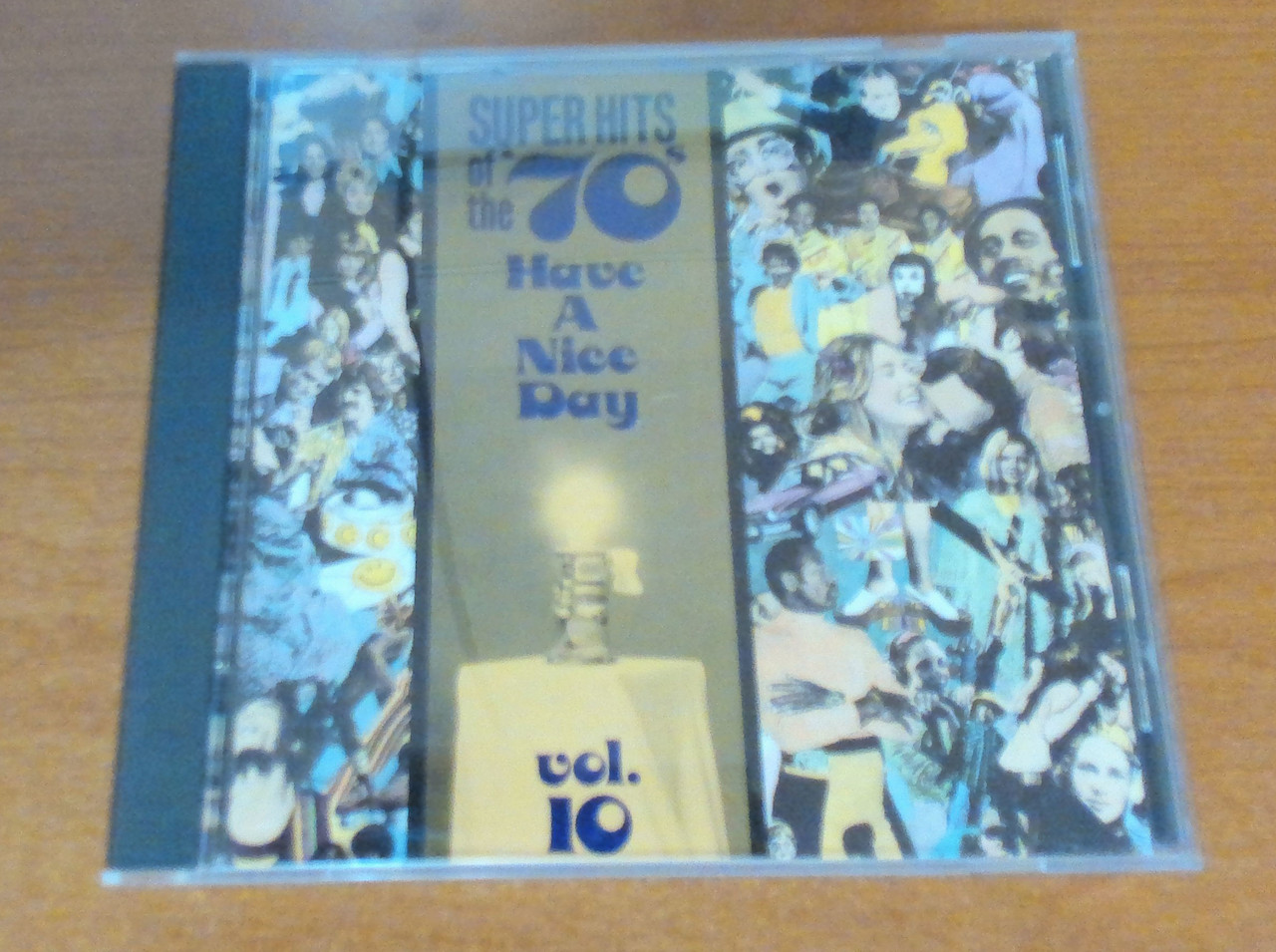 Super Hits Of The '70s: Have A Nice Day Vol. 10 CD