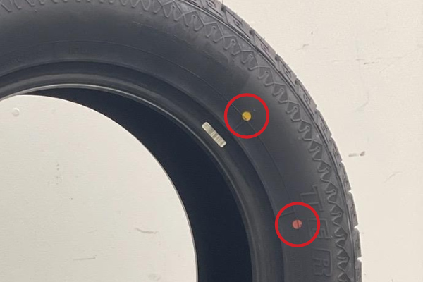 Red and yellow Dots on new tires: What are they for?