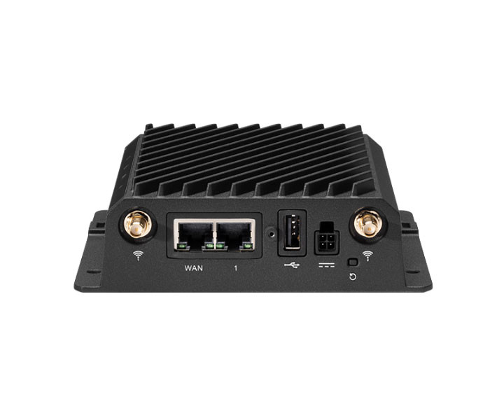 Ericsson Cradlepoint R980 NetCloud Mobile 5G Cellular Router