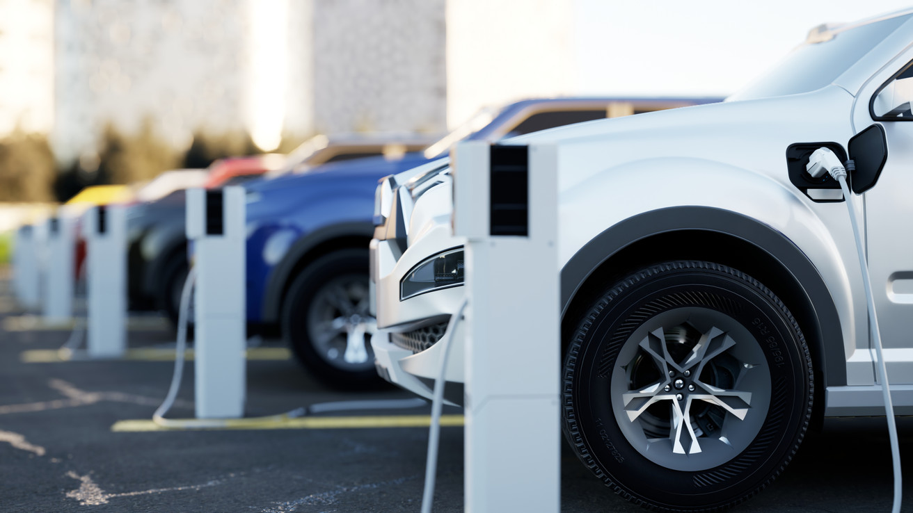 EV Charging Station Connectivity: How INS and Digi Ended the Guesswork for a Global Company