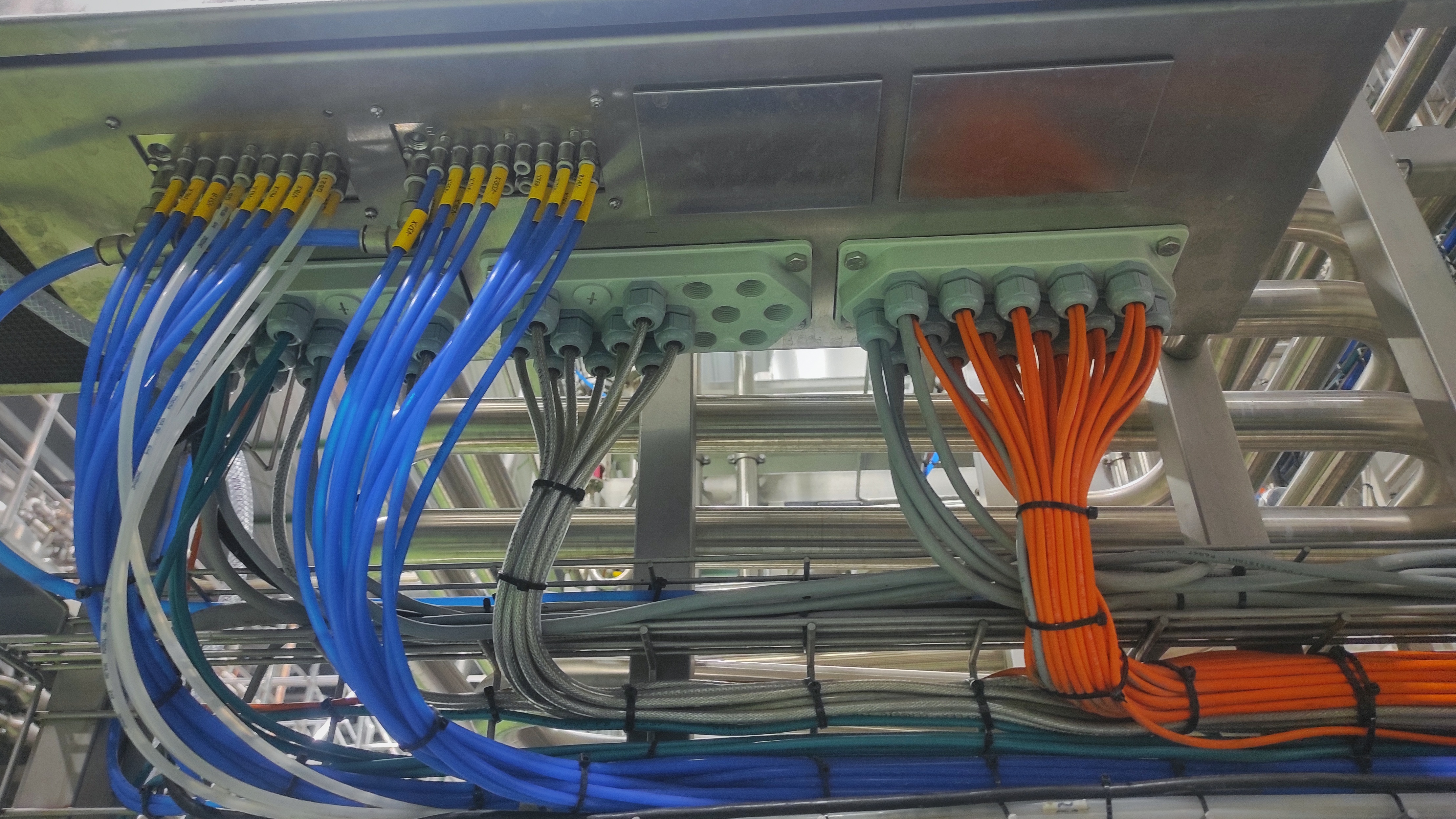 Best Practices for Industrial Cabling Deployments
