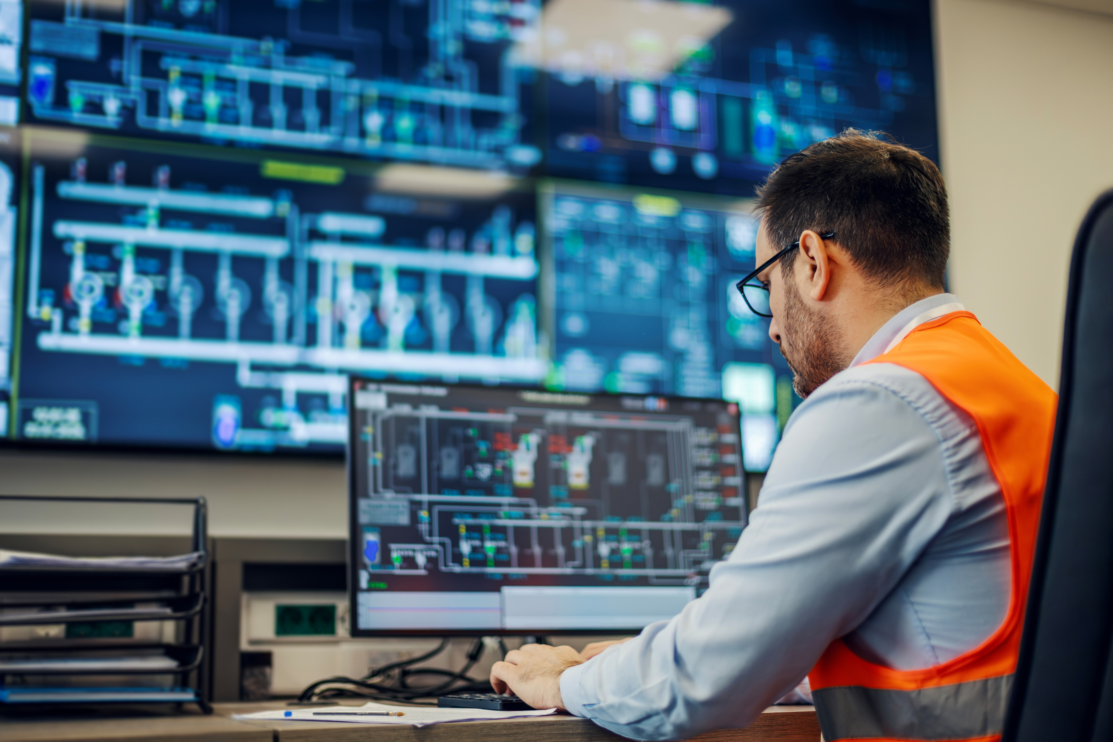 Midstream Operations Engineer Computer How a Leading Midstream Energy Company Unified 33,000 Miles of Pipeline ...