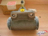 Brake Wheel Cylinder fits Isuzu Bus Truck Giga Mitsubishi Canter Fuso Genuine 1476004700 View Rear