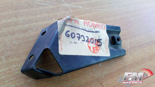 Bumper Bracket Rear Right fits Alfa Romeo Alfetta GTV 116595902400 Genuine View Front