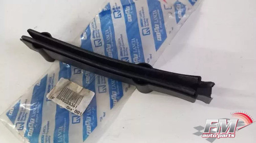 Front Door Left Window Rear Guide fits Fiat Punto 46539361 Genuine View Front