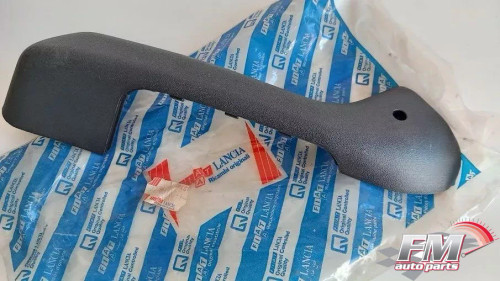 Door Pull Handle Cover Front Right fits Fiat Tipo Tempra 92325380 Genuine View Front