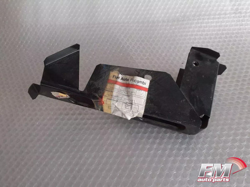 Rear Panel Bracket Right fits Alfa Romeo 146 60604809 Genuine View Front