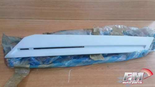 Molding Side Rear Left fits Lancia Delta 82414515 Genuine View Front