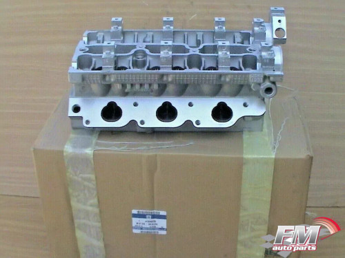 Cylinder Head fits Opel Vauxhall V6 X25XE Y26SE 90542759 Genuine View Close Up Rear