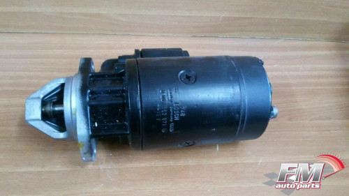 Starter Motor Bosch fits Opel Ascona Rekord E Senator A Omega A Vauxhall Carlton 1202018 View Front