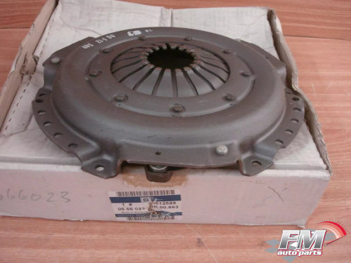 Pressure Plate fits Opel Kadett E Ascona C Vauxhall Cavalier 16D 16S Genuine 90512589 View Front
