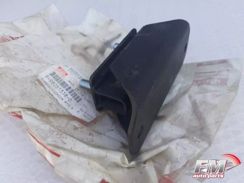 Engine Mount Rear fits Isuzu Dmax Rodeo Denver 2WD 4x2 M/T 8980513380 Genuine View Rear