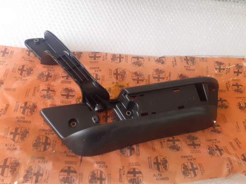 Door Pull Handle Rear Right fits Alfa Romeo 33 112408880 Genuine View Front