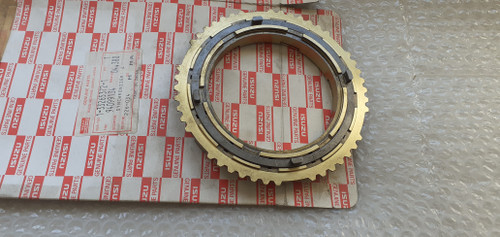 Transmission Synchro Ring 3 to 4 fits Isuzu Bus Truck 1332653721 Genuine View Front