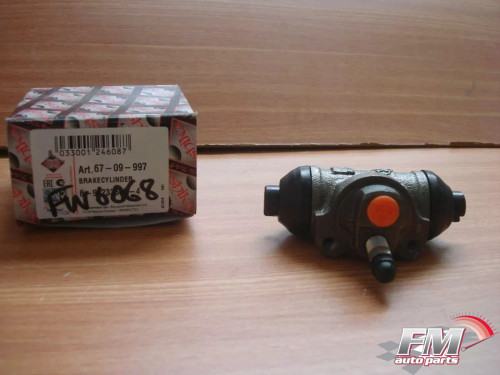 Brake Wheel Cylinder Rear Right Left fits Isuzu Pickup KBD TF Chevrolet LUV 7/8 FW6068 View Front