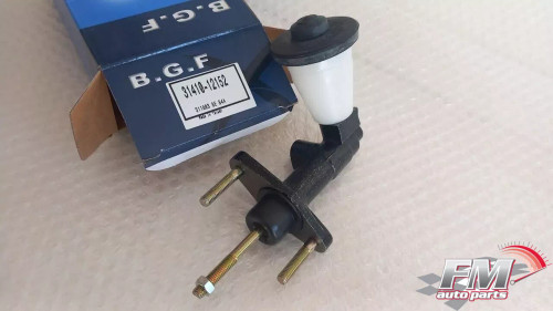 Clutch Master Cylinder fits Toyota Corolla AE80 AE82 EE80 31410-12152 View Front