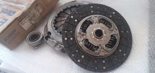 Clutch Kit fits Toyota Land Cruiser Prado KDJ90 KDJ120 KDJ125 1KDFTV 5 Speed D4D TYK2219 View Front