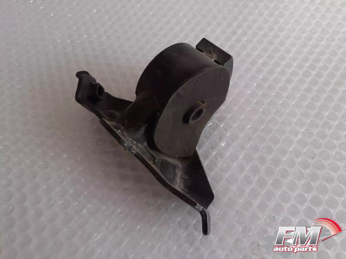 Engine Mount Left fits Toyota Corolla AE80 Carina Corona AT150 12372-15051 View Front