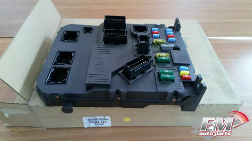 Fuse Box fits Peugeot 407 2.0 HDi 6580W4 Genuine View Front
