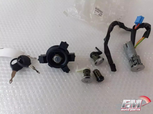 Lock Kit fits Peugeot 206 4162EW Genuine View Rear