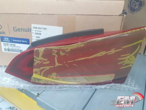 Tail Rear Light Inner Right fits Hyundai Santa Fe 924062W500 Genuine View Front