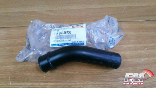 Air Intake Pipe fits Daewoo Kalos Chevrolet Aveo T200 T250 T255 96536738 Genuine View Front