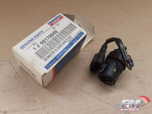 Sensor Distance fits Daewoo Racer Pontiac LeMans 96179945 Genuine View Front