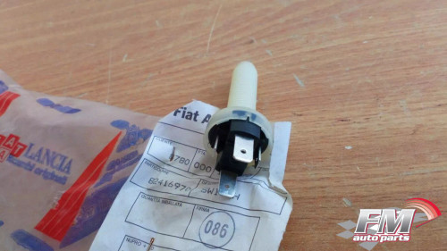 Brake Light Switch fits Fiat Ritmo Regata Alfa Romeo 33 90 82416970 Genuine View Front