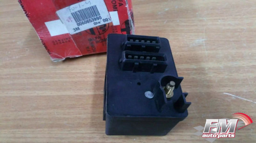 Glow Plugs Control Unit fits Fiat Punto Doblo Strada Alfa Romeo 145 146 156 166 60653990 View Rear
