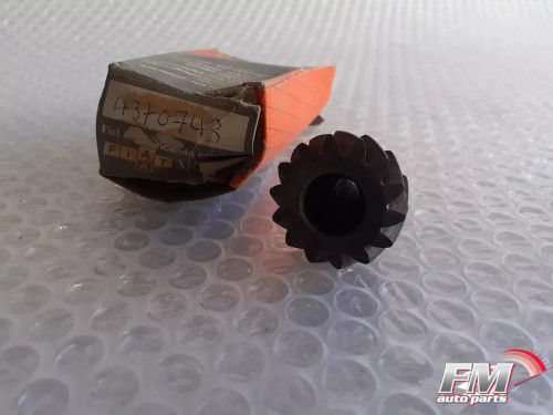 Oil Pump Gear fits Fiat Ritmo Regata Diesel 4370743 Genuine View Rear