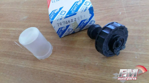 Brake Master Cylinder Reservoir Cap fits Fiat Duna Uno Fiorino 7074622 Genuine View Front