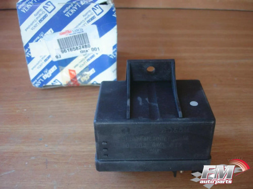 Glow Plug Relay fits Fiat Scudo Peugeot Partner Citroen Berlingo 9616582480 View Front