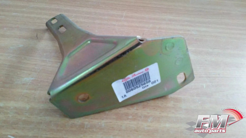 Rear Bumper Bracket Left fits Alfa Romeo 33 60525656 Genuine View Front