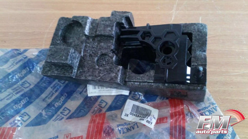 Bumper Buffer Rear Right fits Fiat Punto 46844921 Genuine View Front