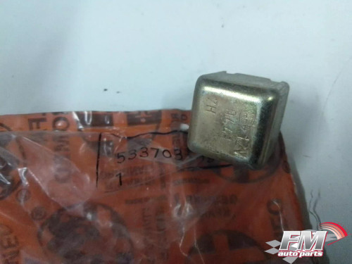 Relay fits Fiat Lancia Alfa Romeo 533703 Genuine View Rear