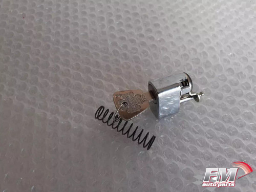 Door Lock Front with Key fits Alfa Romeo Alfasud 700364 Genuine View Front
