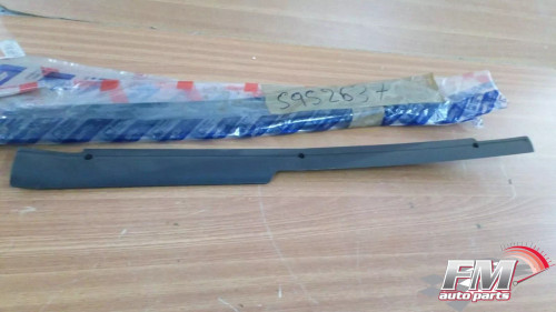 Door Sill Moulding Right fits Fiat Uno 5 Doors 5952637 Genuine View Front