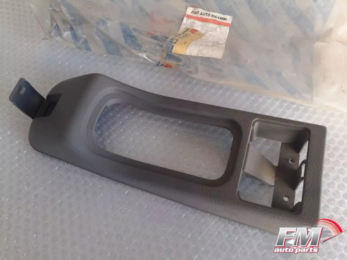 Center Console fits Fiat Punto 182749960 Genuine View Front Center Console fits Fiat Punto 182749960 Genuine View Front