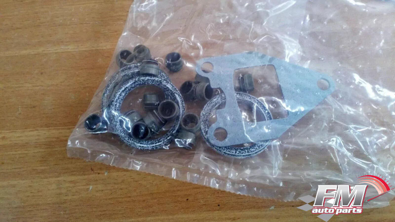 Head Set Gaskets kit fits Lancia Thema 5892357 Genuine View Right