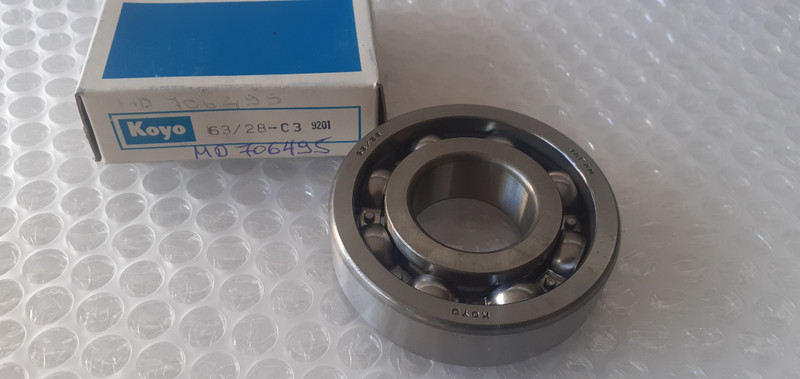 Manual Transmission Bearing fits Mitsubishi Colt Galant Lancer Mirage MD706495 View Front