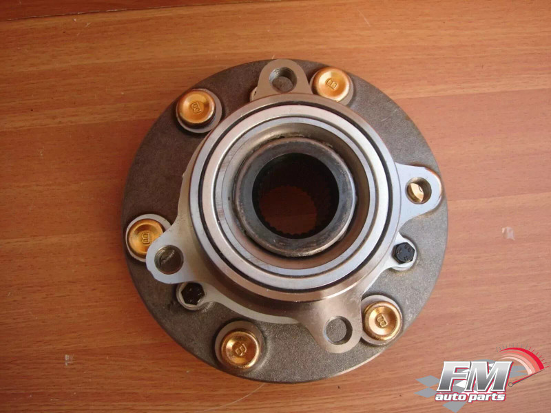 Wheel Hub Bearing fits Mitsubishi L200 Triton Sportero Strada KA4T KB4T KB9T MR992374 View Front