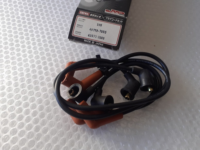 Ignition Wires fits Subaru Leone AF1 AF2 AF3 AM1 AM2 AM3 EA65 EA71 EA81 49722-7000 View Front