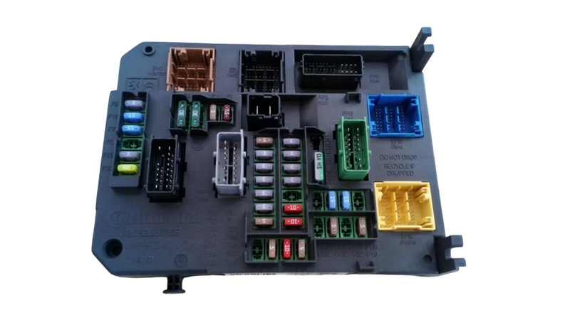 Fuse Box fits Peugeot 508 657098 Genuine