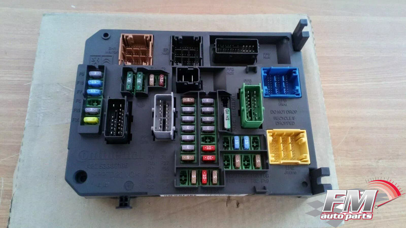 Fuse Box fits Peugeot 508 657098 Genuine View Rear
