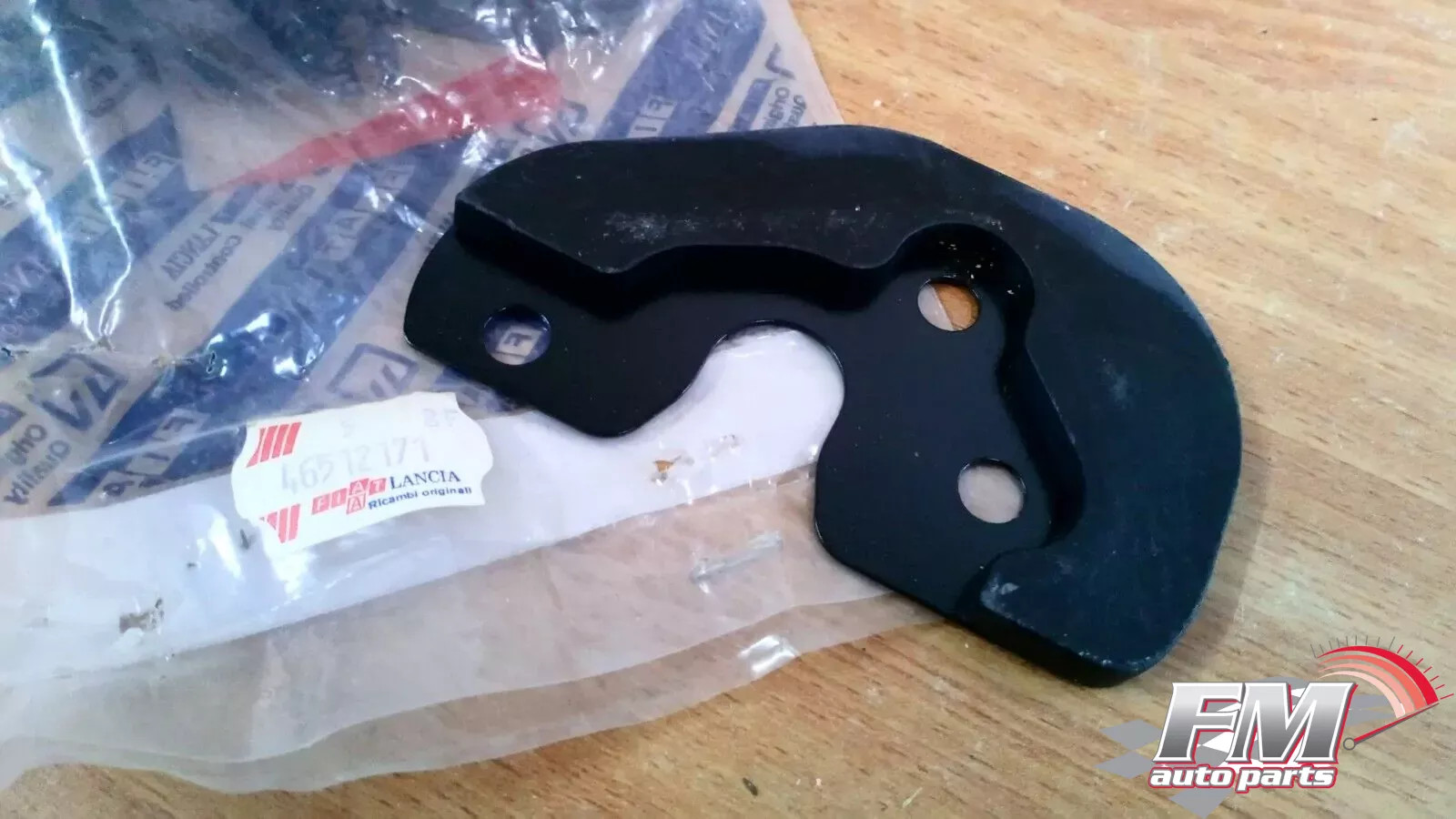 Door Lock Spacer Front Left fits Fiat Seicento 46512171 Genuine Door Lock Spacer Front Left fits Fiat Seicento 46512171 Genuine