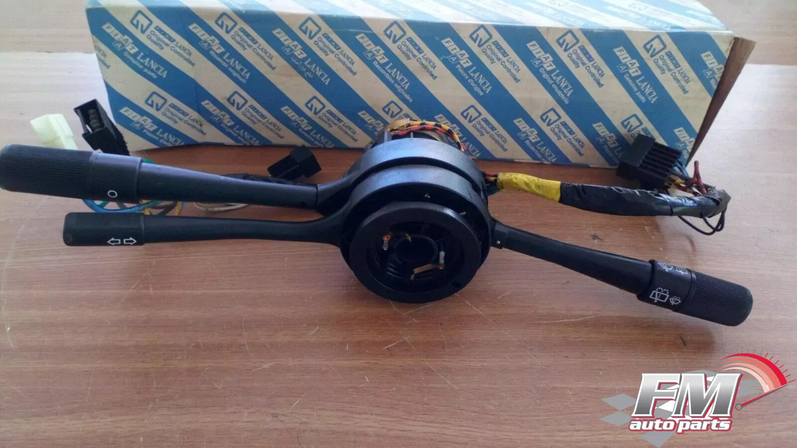 Steering Column Switch fits Fiat Croma 176290580 Genuine Steering Column Switch fits Fiat Croma 176290580 Genuine