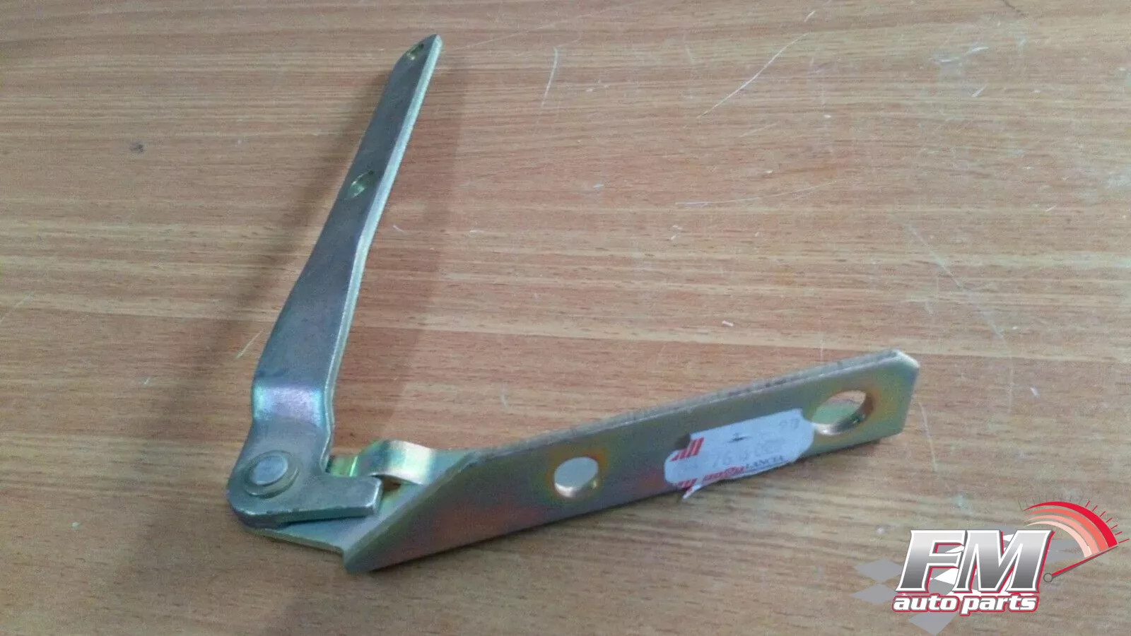 Hood Hinge Left fits Fiat Cinquecento Seicento 7635029 Genuine Hood Hinge Left fits Fiat Cinquecento Seicento 7635029 Genuine